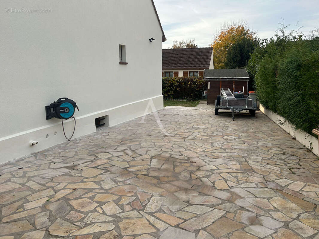 Maison à SAINT-PRIX