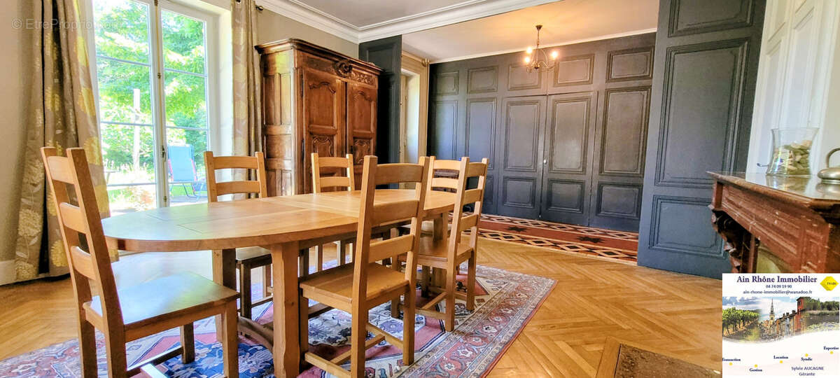 Maison à LIMAS