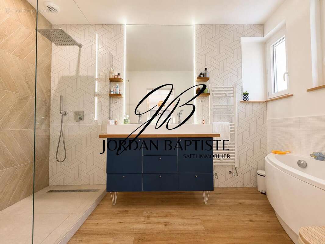 Maison 215 m² à Montauban  - photo 9