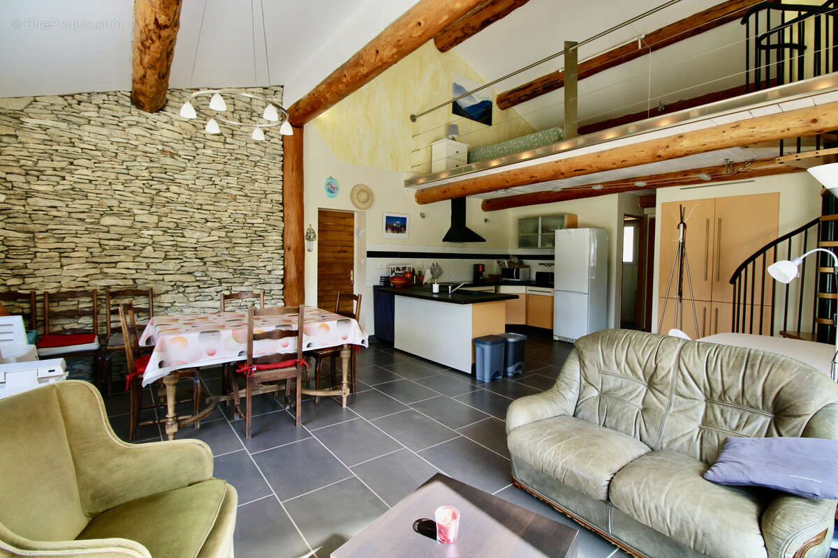 Maison à NYONS
