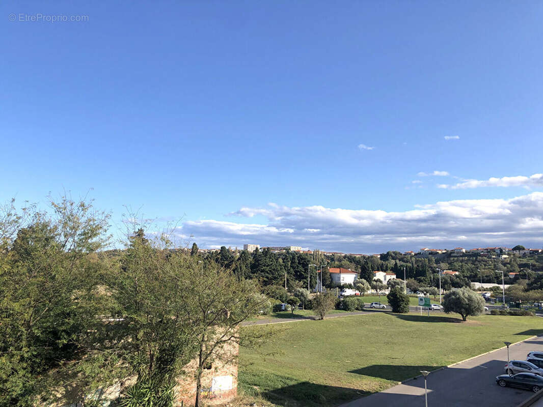Perpignan studio 20 m2 avec balcon et place de parking privative - photo 3