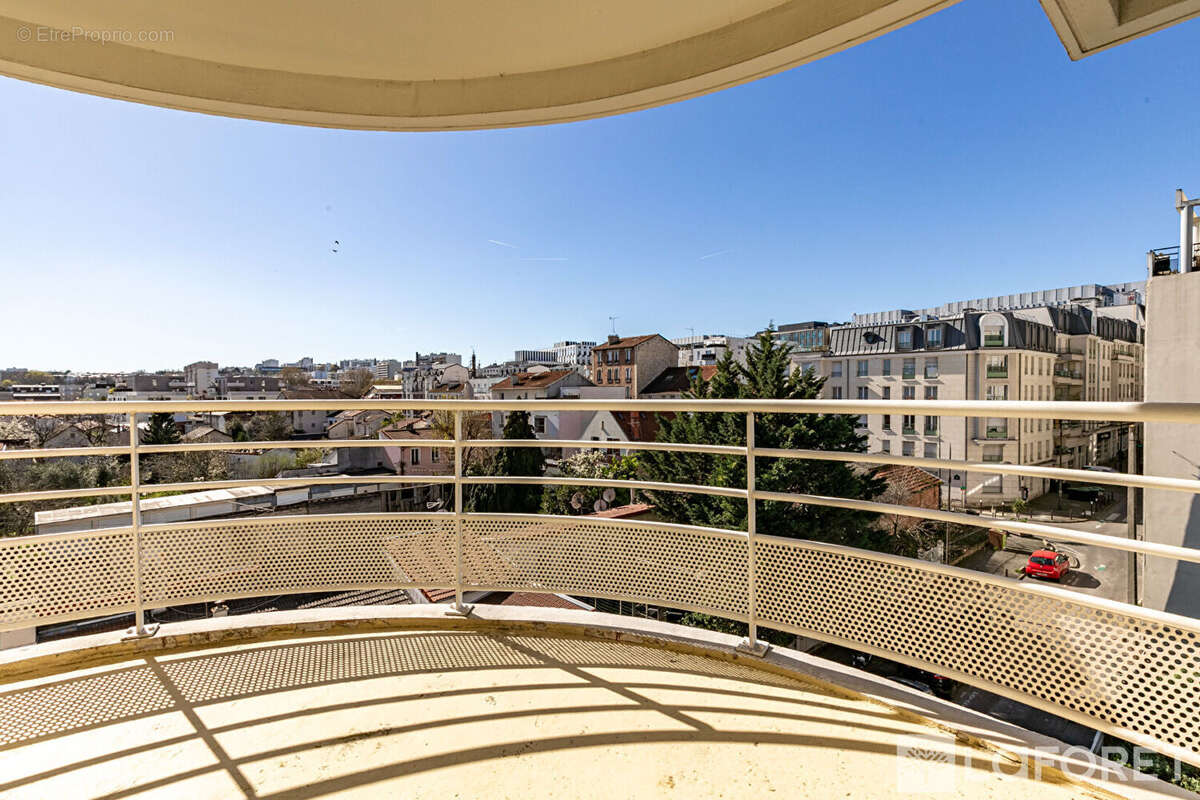 Appartement à LE KREMLIN-BICETRE
