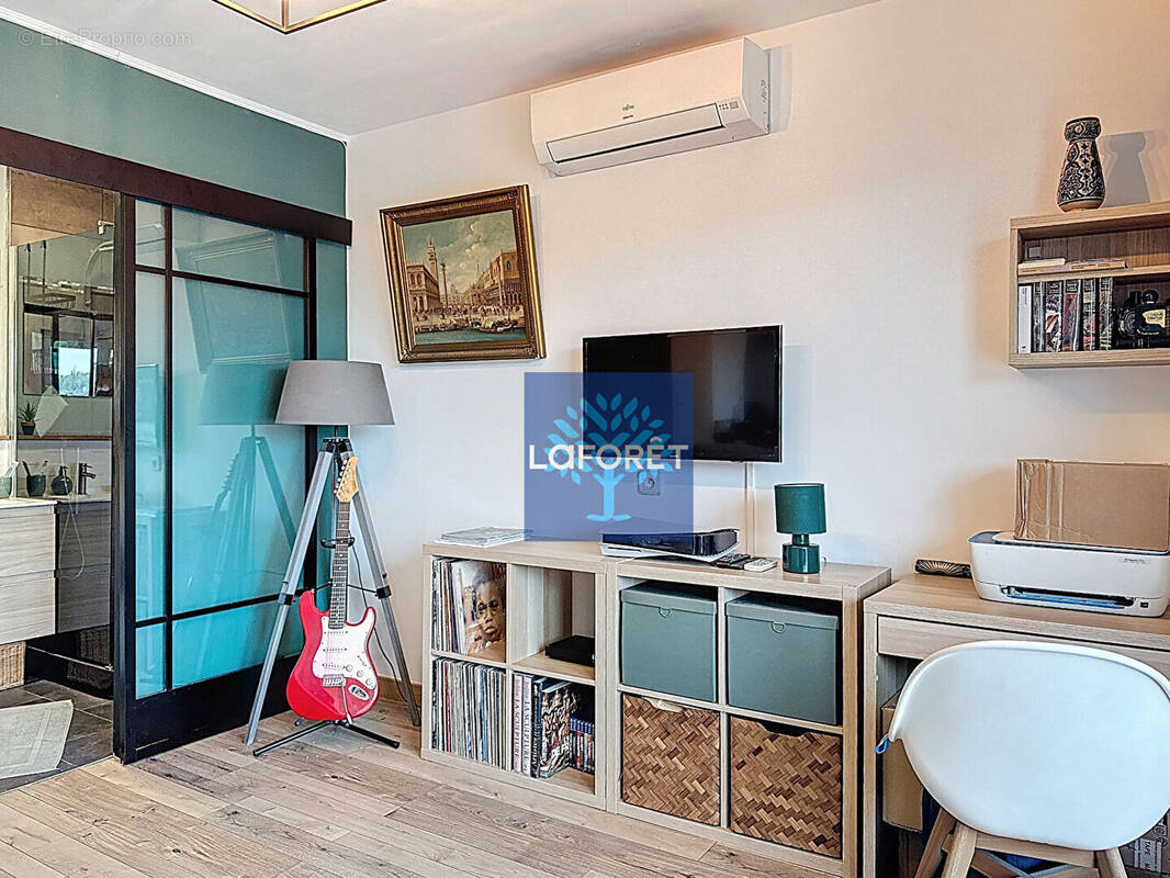 Appartement à SAINT-GENIS-LAVAL