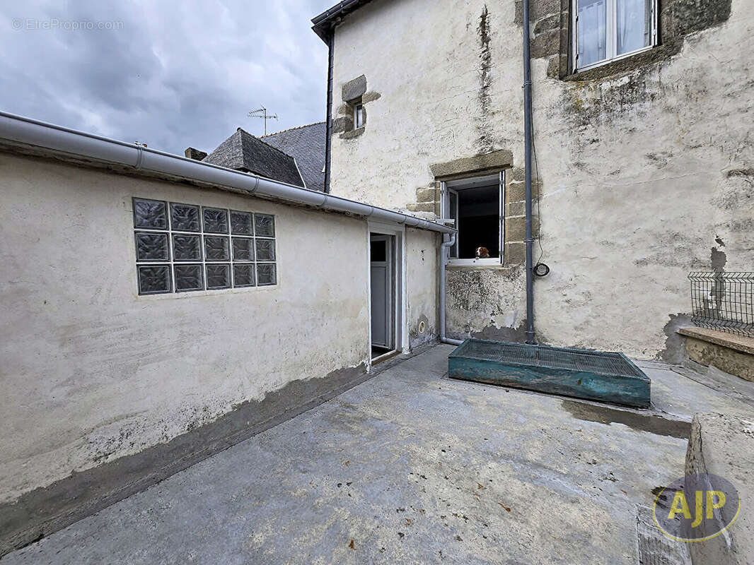Maison à JOSSELIN