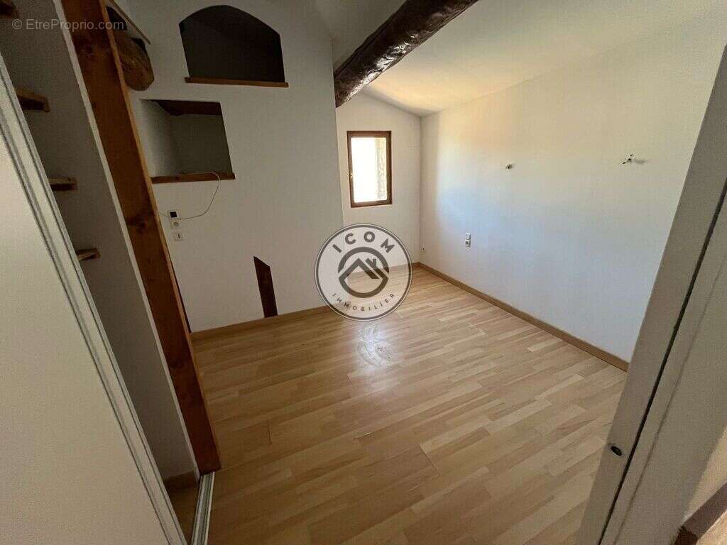 Maison à DURBAN-CORBIERES