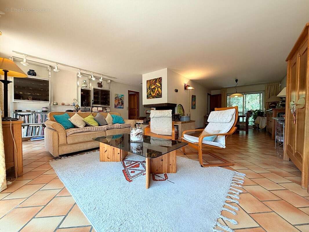 Maison à RIS-ORANGIS