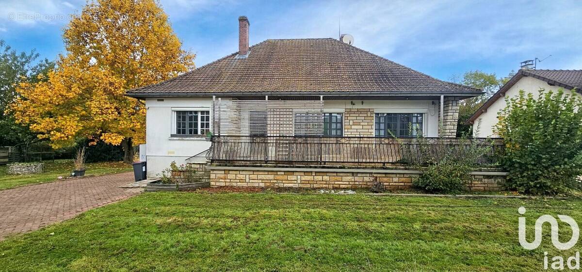 Photo 1 - Maison à CHARNY