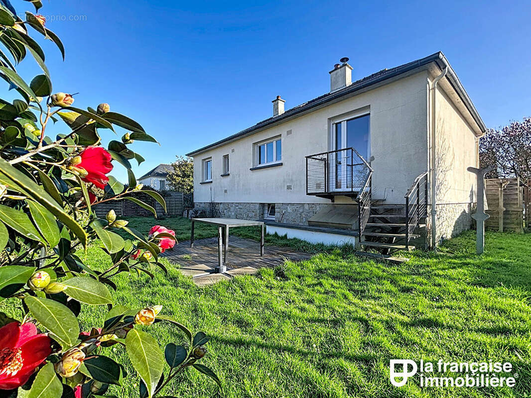 Maison à VEZIN-LE-COQUET