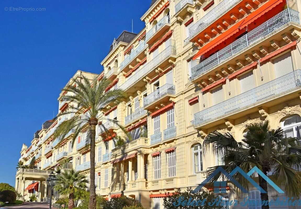 Immeuble - Appartement à CANNES