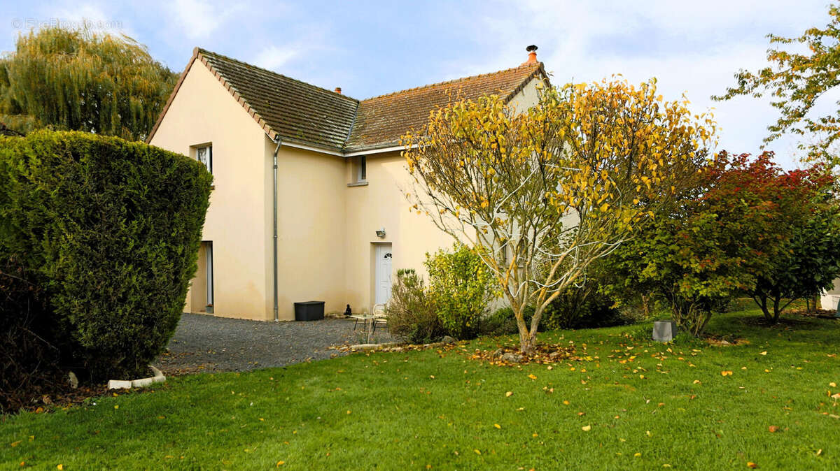 Maison à SAINT-GENES-DU-RETZ