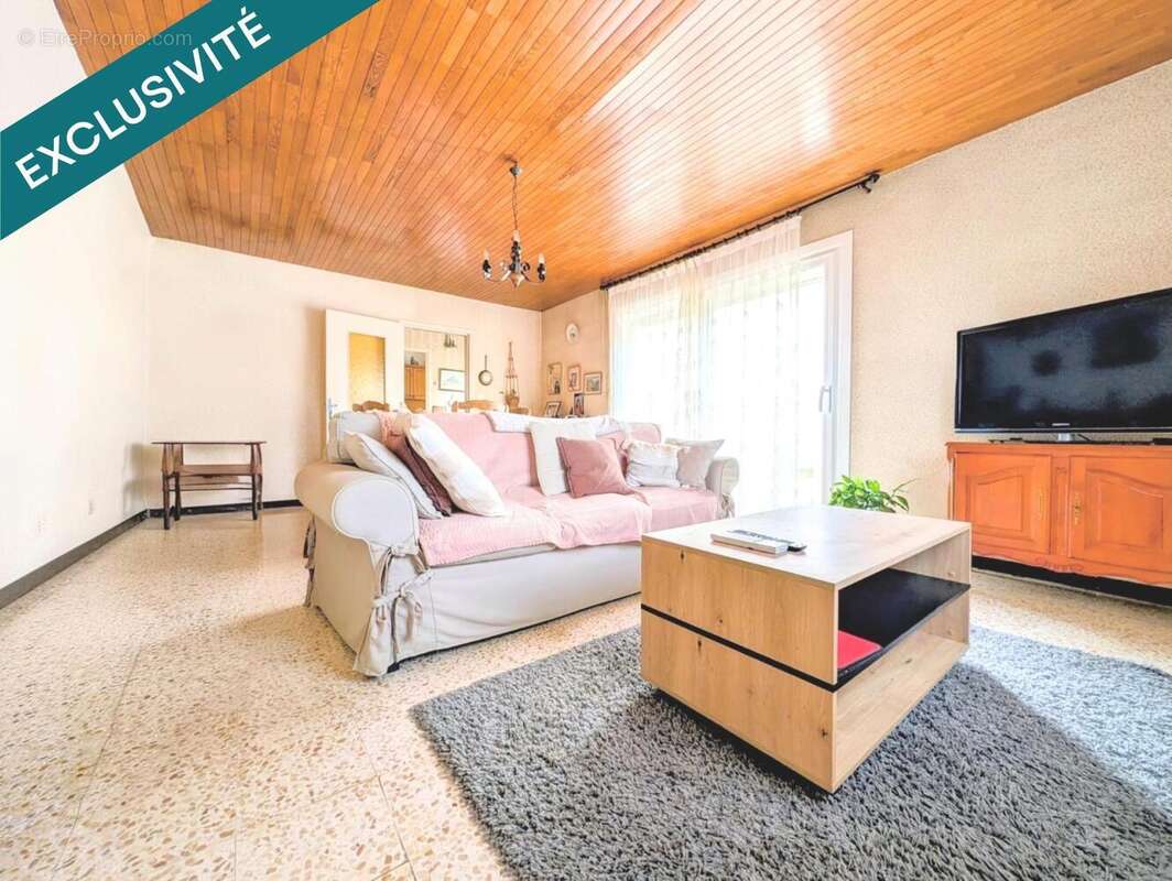 Photo 4 - Maison à CABANNES