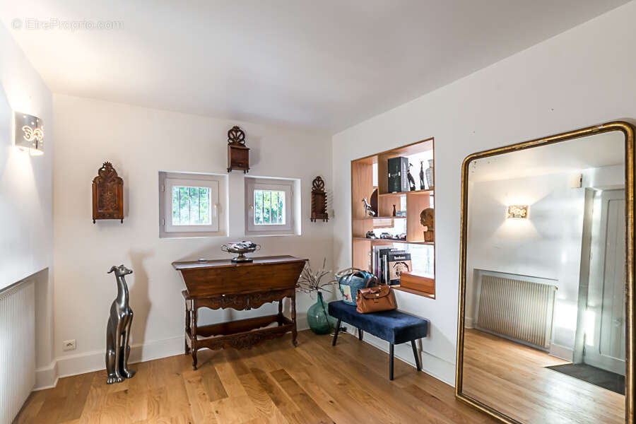 Maison à SAINTE-COLOMBE-EN-BRUILHOIS