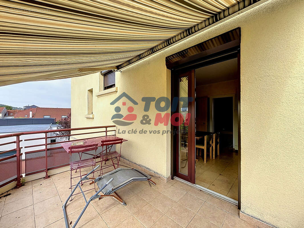 Maison à vendre à Vesoul avec piscine   125 m2   4 chambres   Terrain 629 m2   Double garage - photo 8