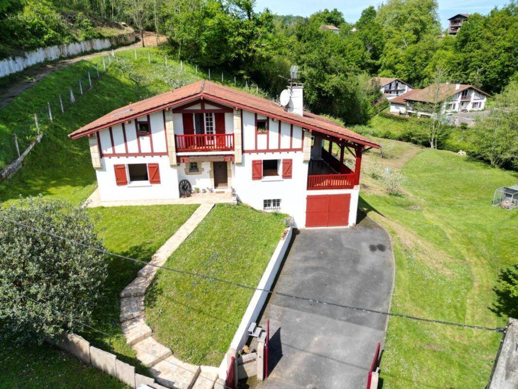 Maison à BIRIATOU