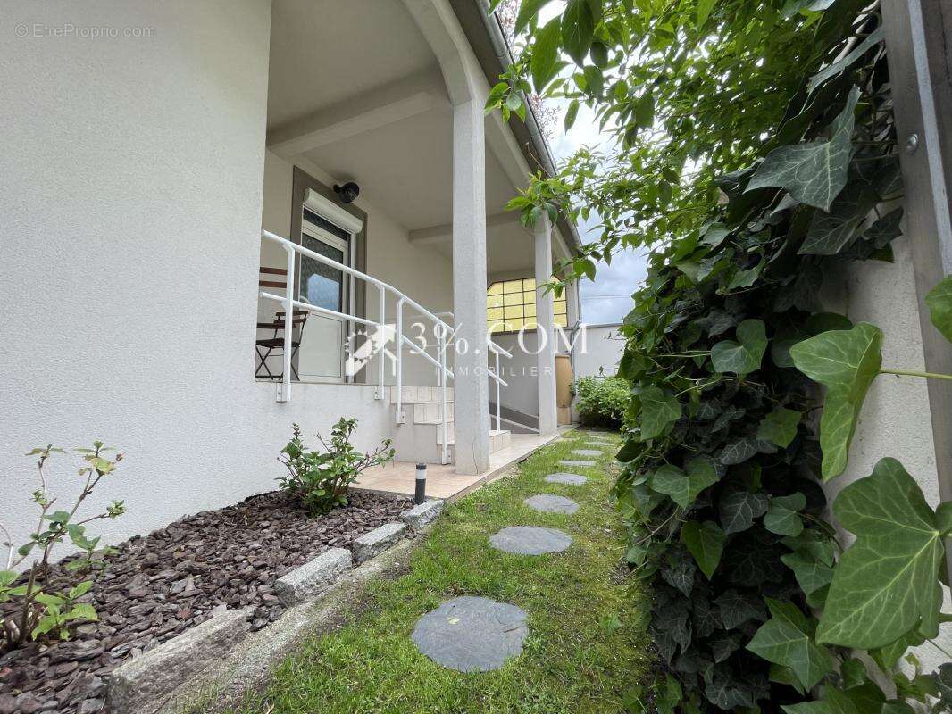 Maison à OBERHOFFEN-SUR-MODER