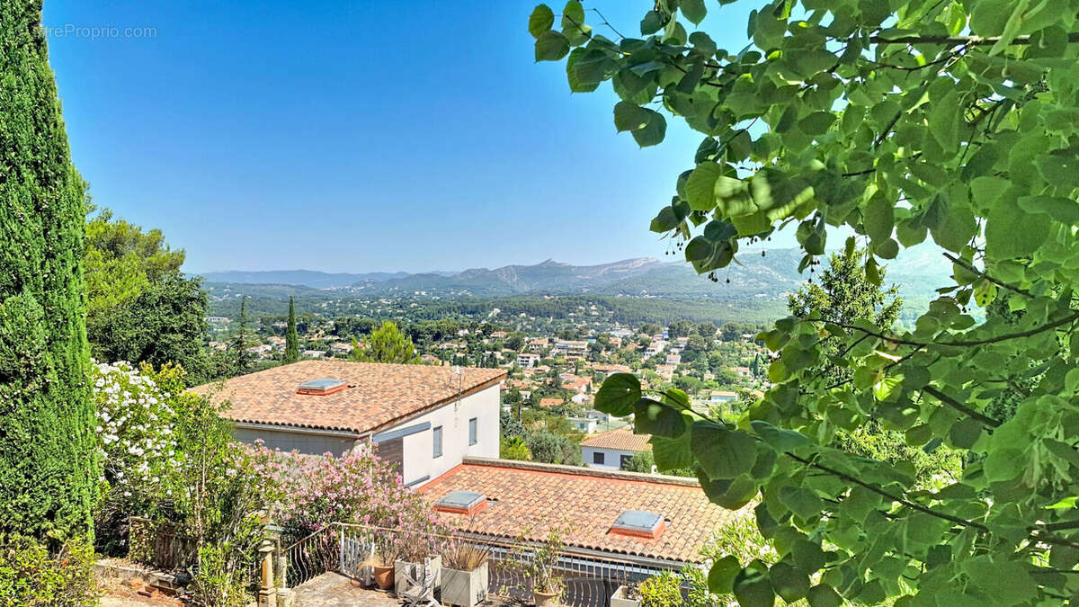 Maison à LA PENNE-SUR-HUVEAUNE