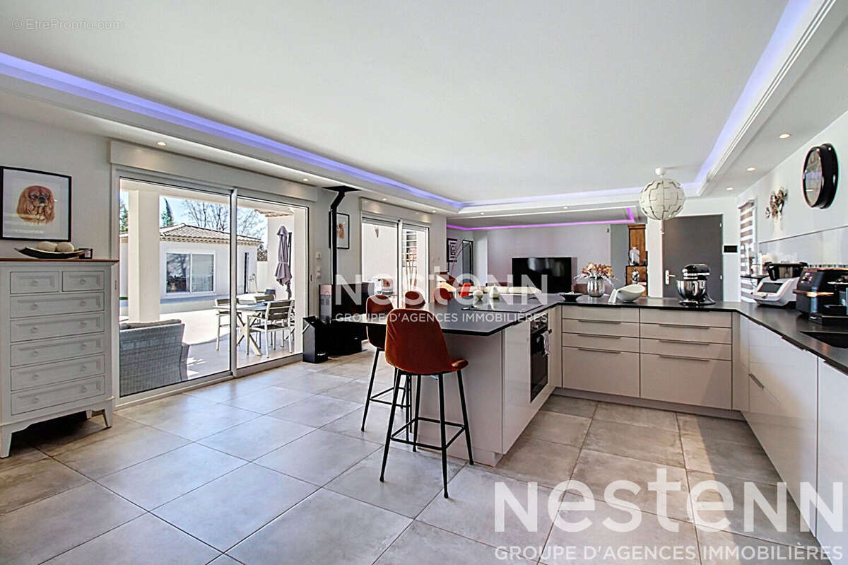 Maison à LE CANNET-DES-MAURES