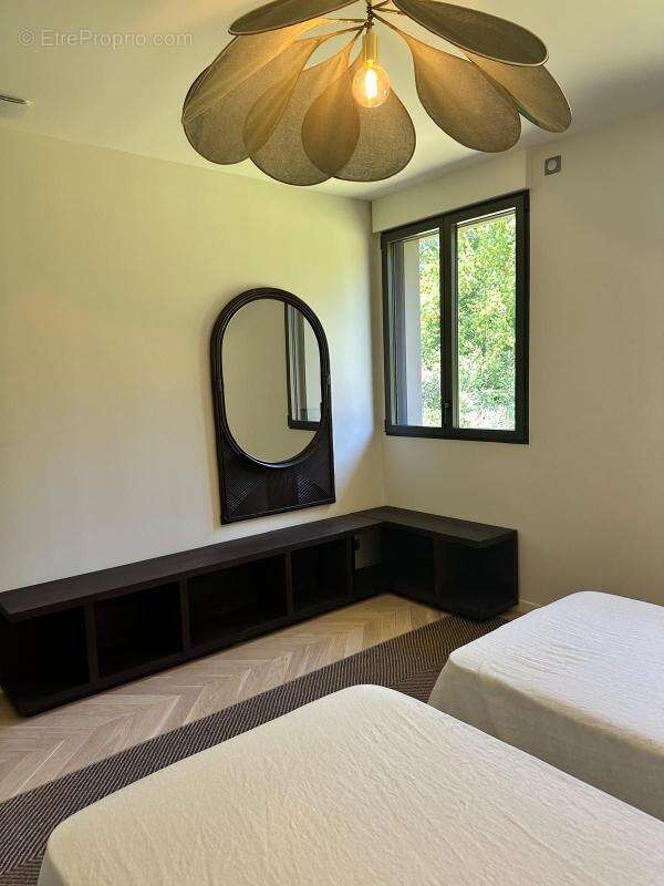 Maison à MAGNY-LE-HONGRE