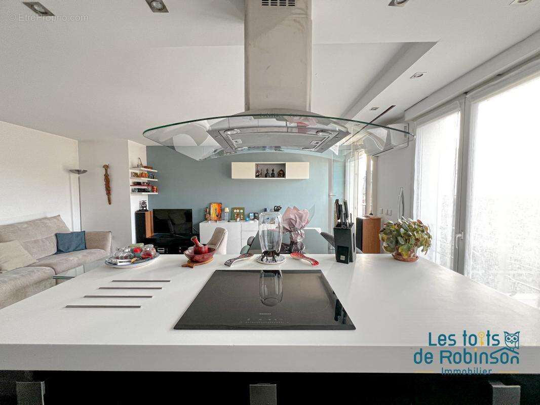 Appartement à LE PLESSIS-ROBINSON