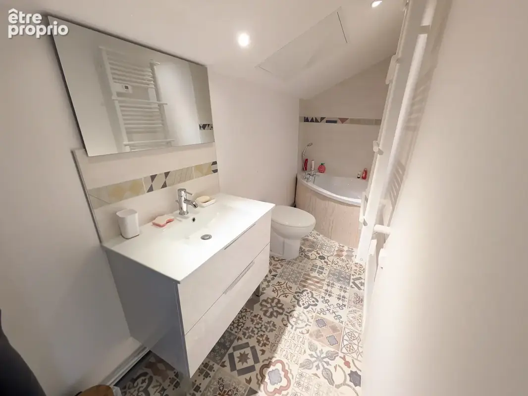 Demeure de caractère de 300m2  au cœur d’Aigueperse 6 chambres, dépendances et prestations rares - photo 17