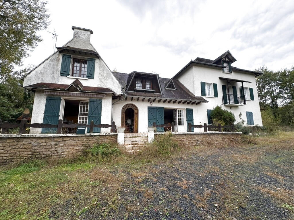 Maison à SAINT-SOLVE