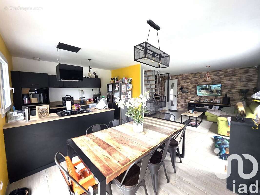 Photo 2 - Maison à ANCOURT