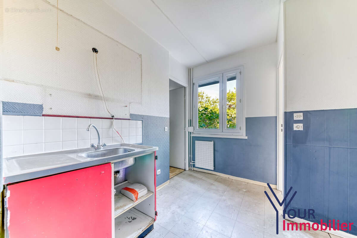 Appartement 73 m² à Venissieux  - photo 8