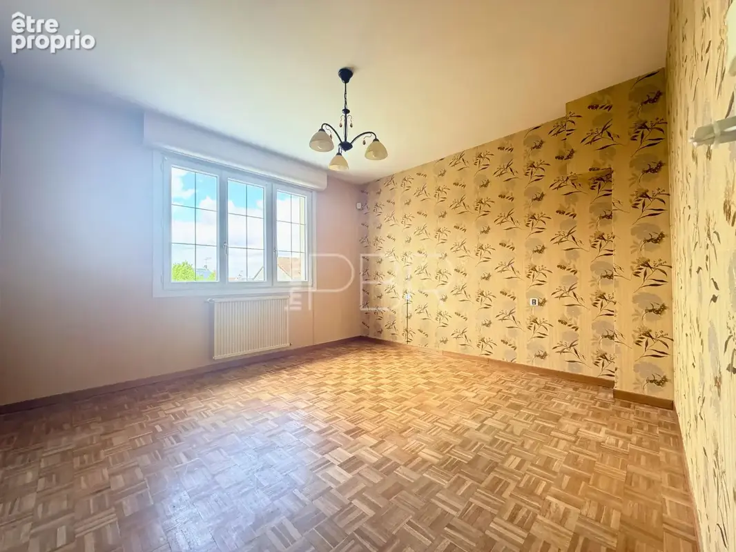 Maison T6 avec garage - photo 10