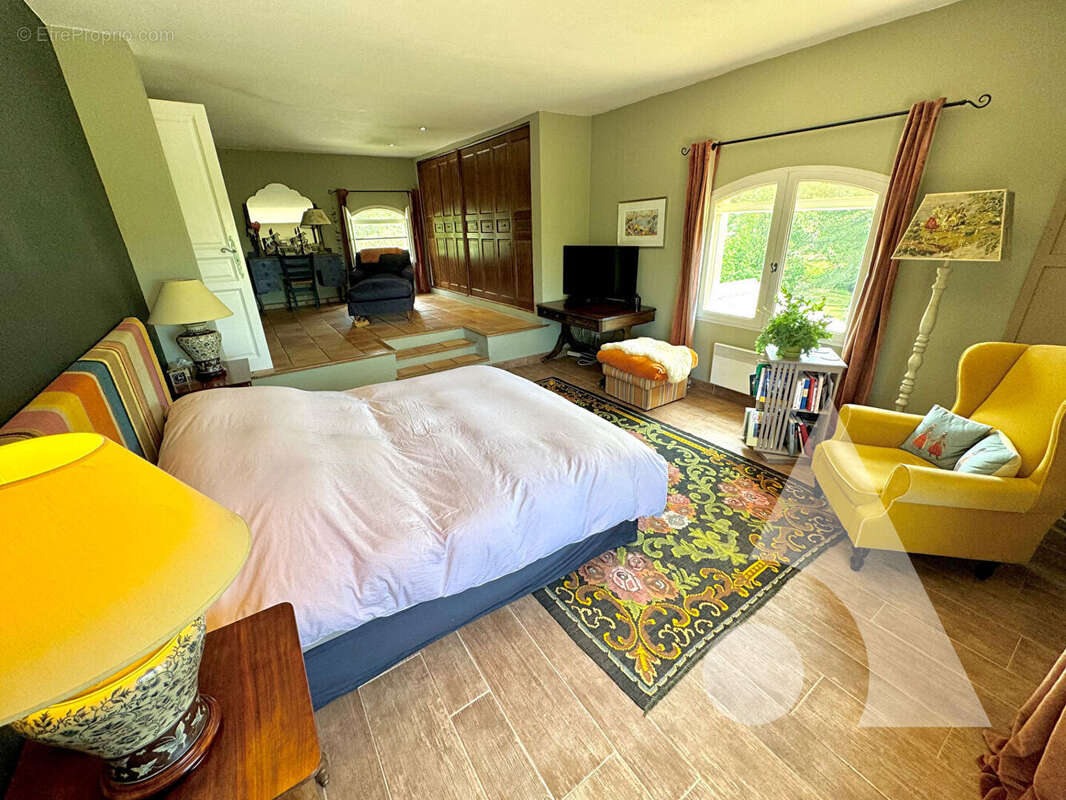 Maison à DRAGUIGNAN