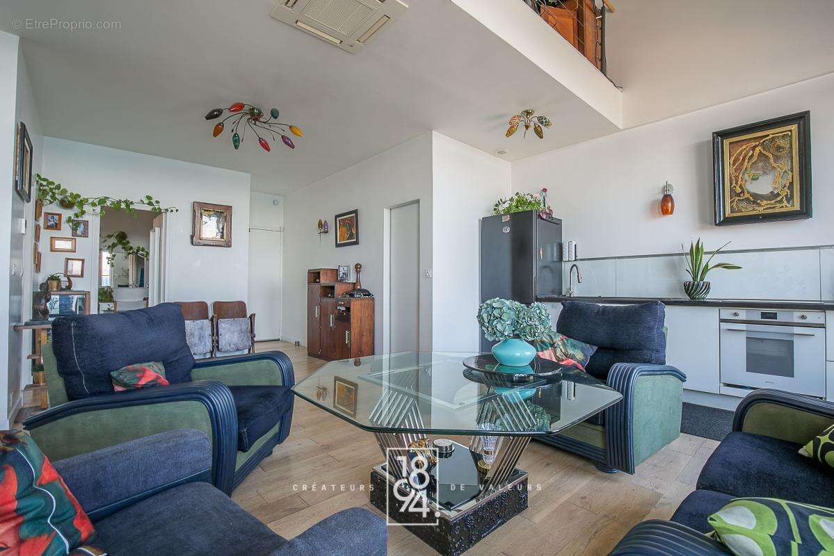 Appartement à MARSEILLE-7E