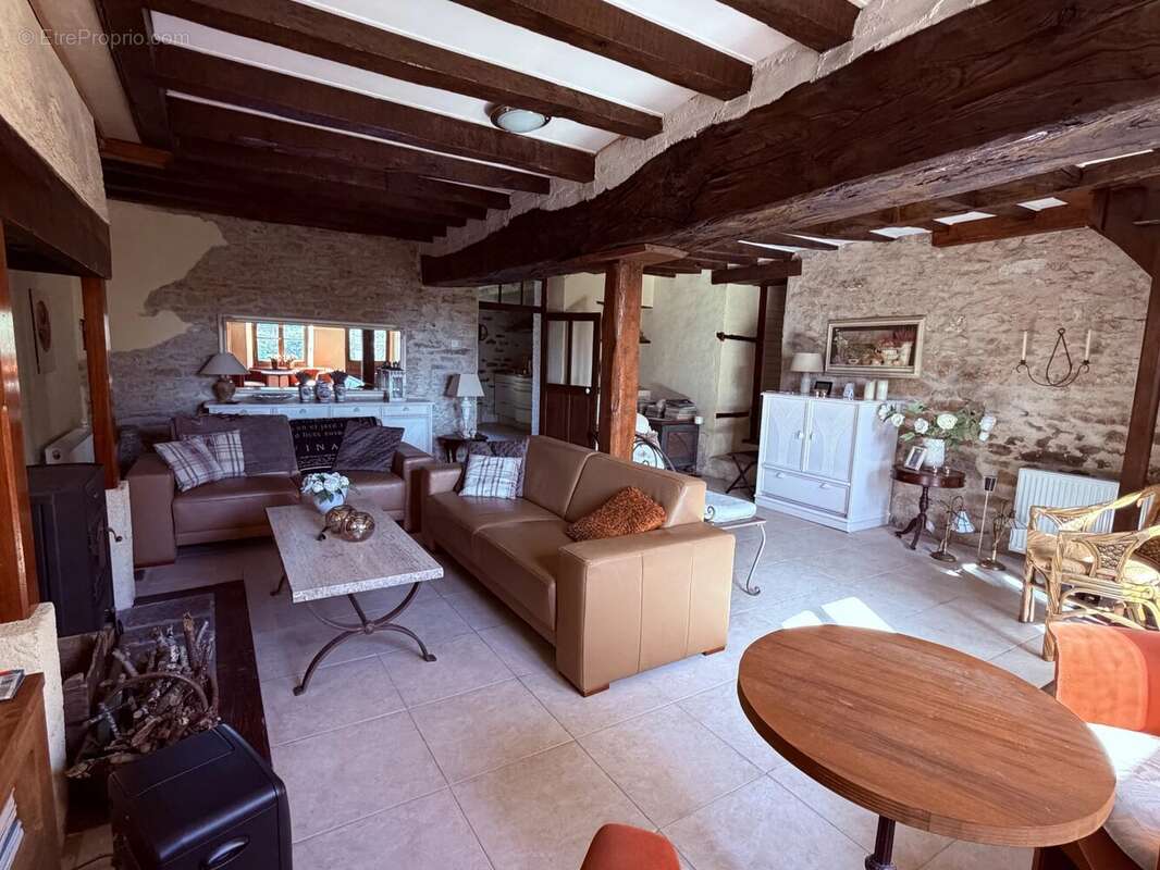 Maison à LES GRANDS-CHEZEAUX