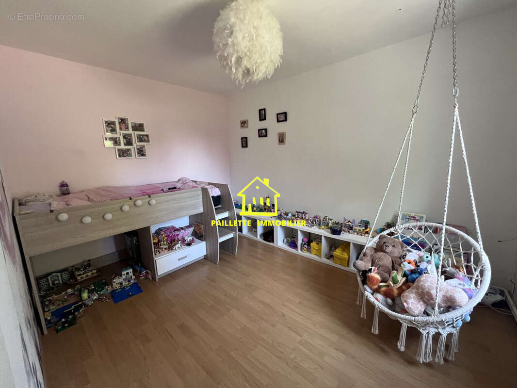 Maison 177 m² à Saint-Romain-De-Colbosc  - photo 7