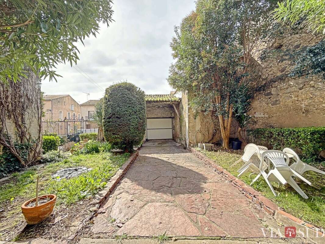 Maison à VILLENEUVE-LES-BEZIERS