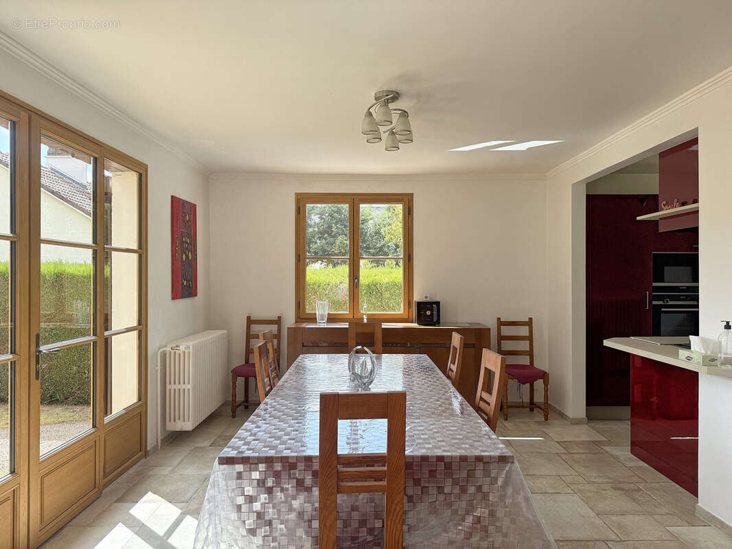 Maison 122 m² à Saint-Germain-Sur-Avre  - photo 4