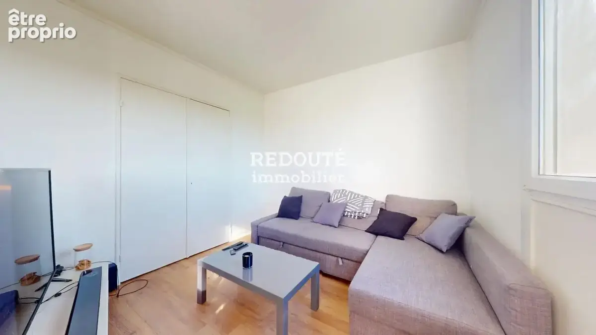 Appartement T3 situé à Reims, à proximité de la place Luton - photo 3