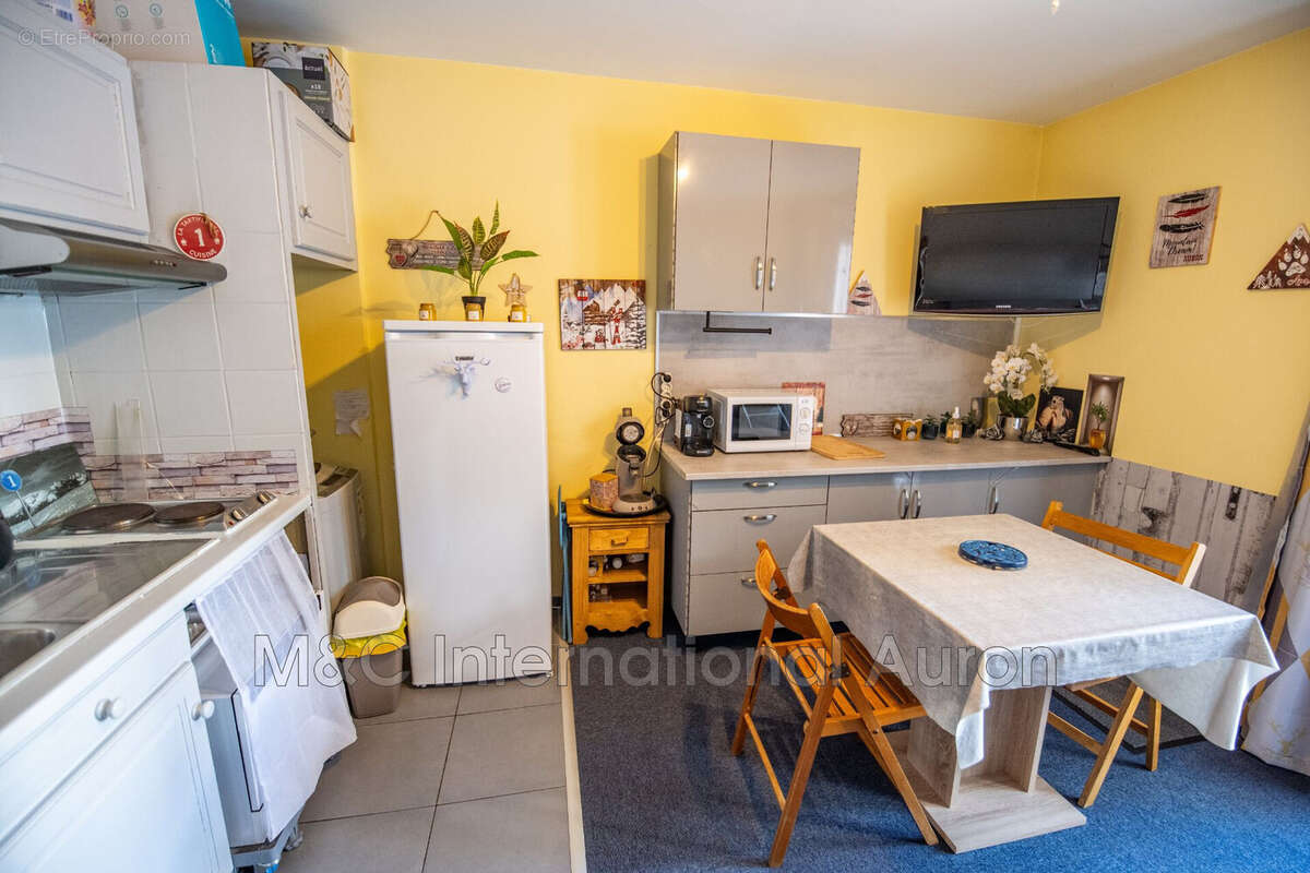 Appartement à SAINT-ETIENNE-DE-TINEE