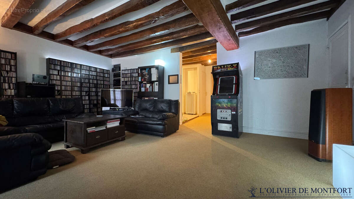 Appartement à HOUDAN