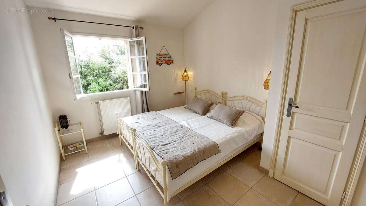 Maison à LA MOTTE