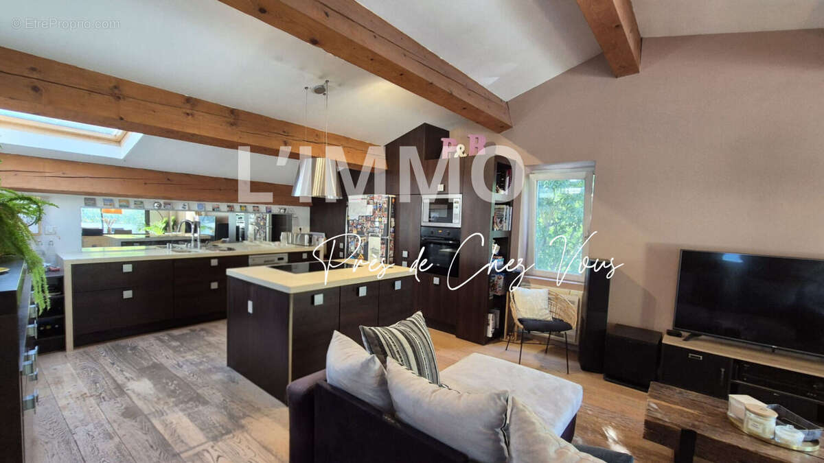 Maison à ROQUEVAIRE