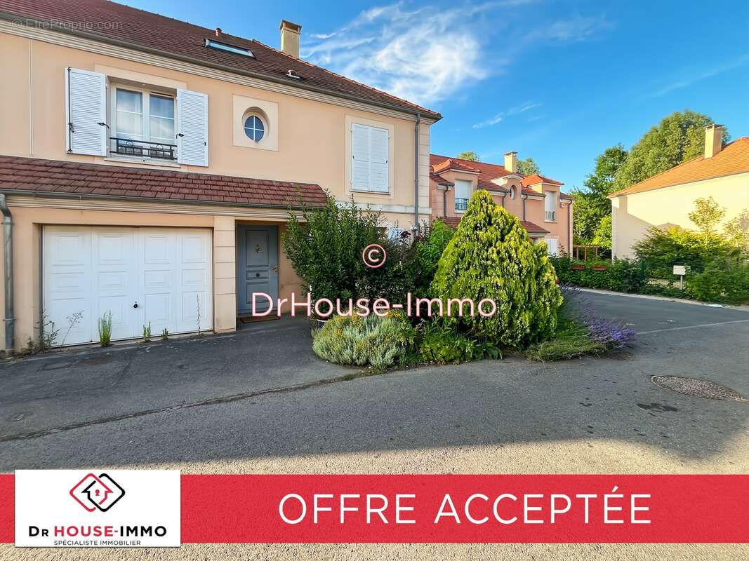 Maison à BUSSY-SAINT-GEORGES