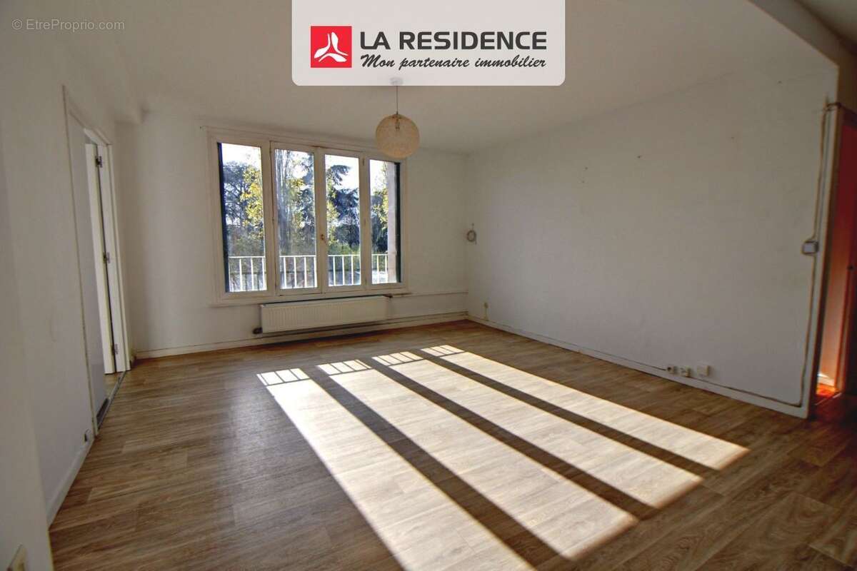 Appartement à MANTES-LA-VILLE