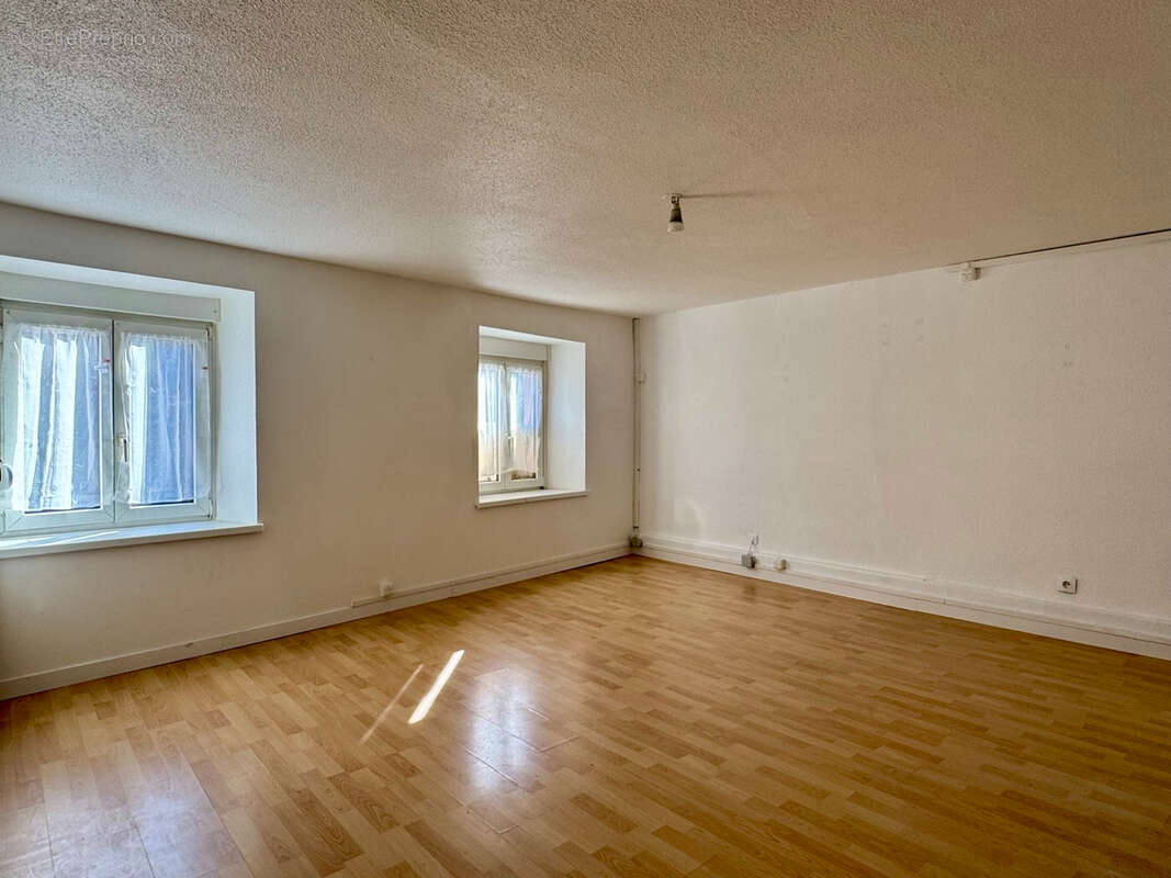 Rothau centre - Appartement en duplex 3 chambres avec terrasse et jardin - photo 9