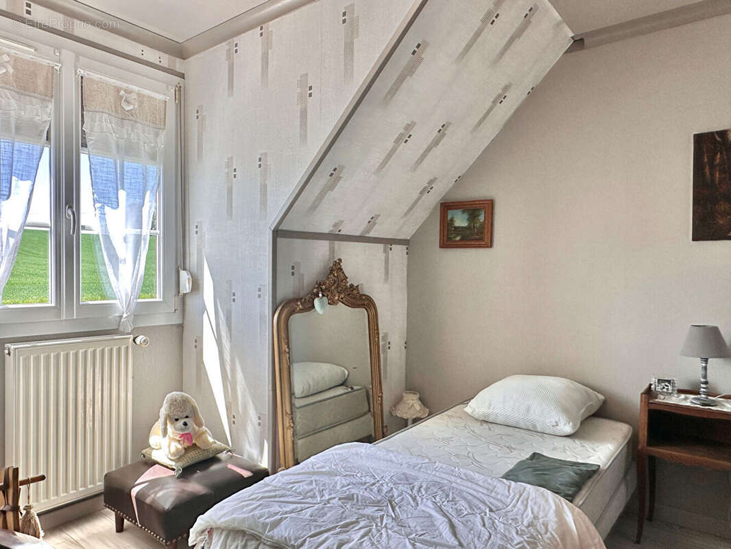 Maison à FROISSY