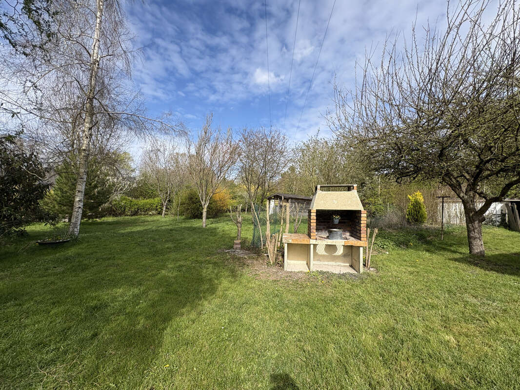 Maison à SAINT-REMY-SOUS-BARBUISE