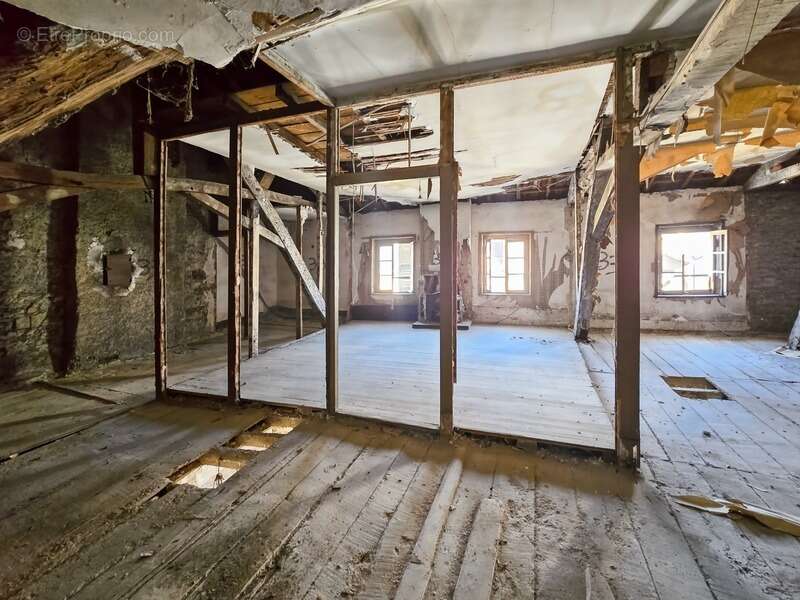 Appartement à LAPALISSE