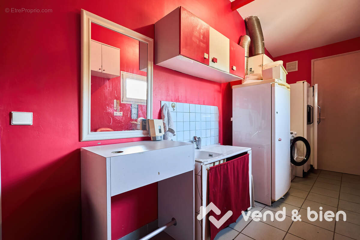 Maison T7 jardin, garage , cave - photo 18
