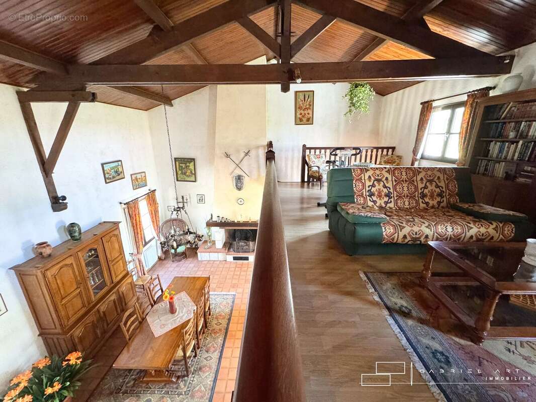 Maison à LASSEUBE-PROPRE