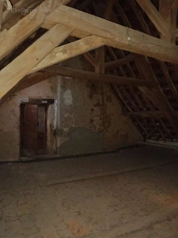 Maison à PERRECY-LES-FORGES