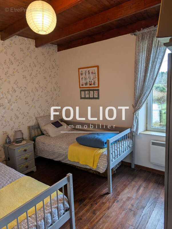 Maison à SAINT-MICHEL-DE-MONTJOIE