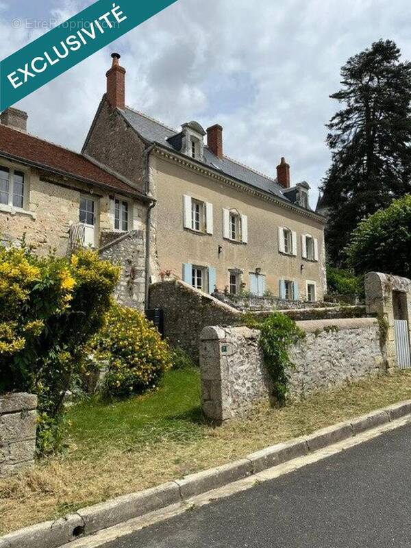 Photo 1 - Maison à VILLELOIN-COULANGE